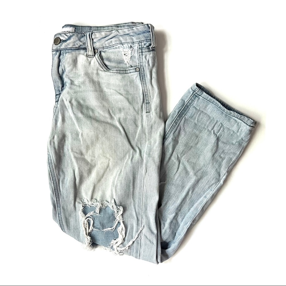 Celebrity Pink Girlfriend Distressed Destroyed Light Wash Blue Jeans 9 W 29